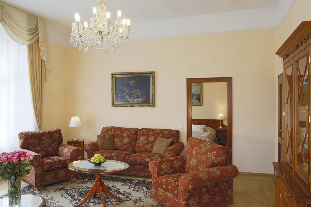 Bristol Kralovska Vila Karlovy Vary Chambre photo