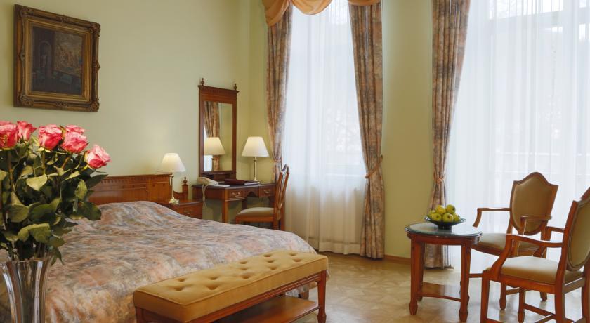 Bristol Kralovska Vila Karlovy Vary Chambre photo