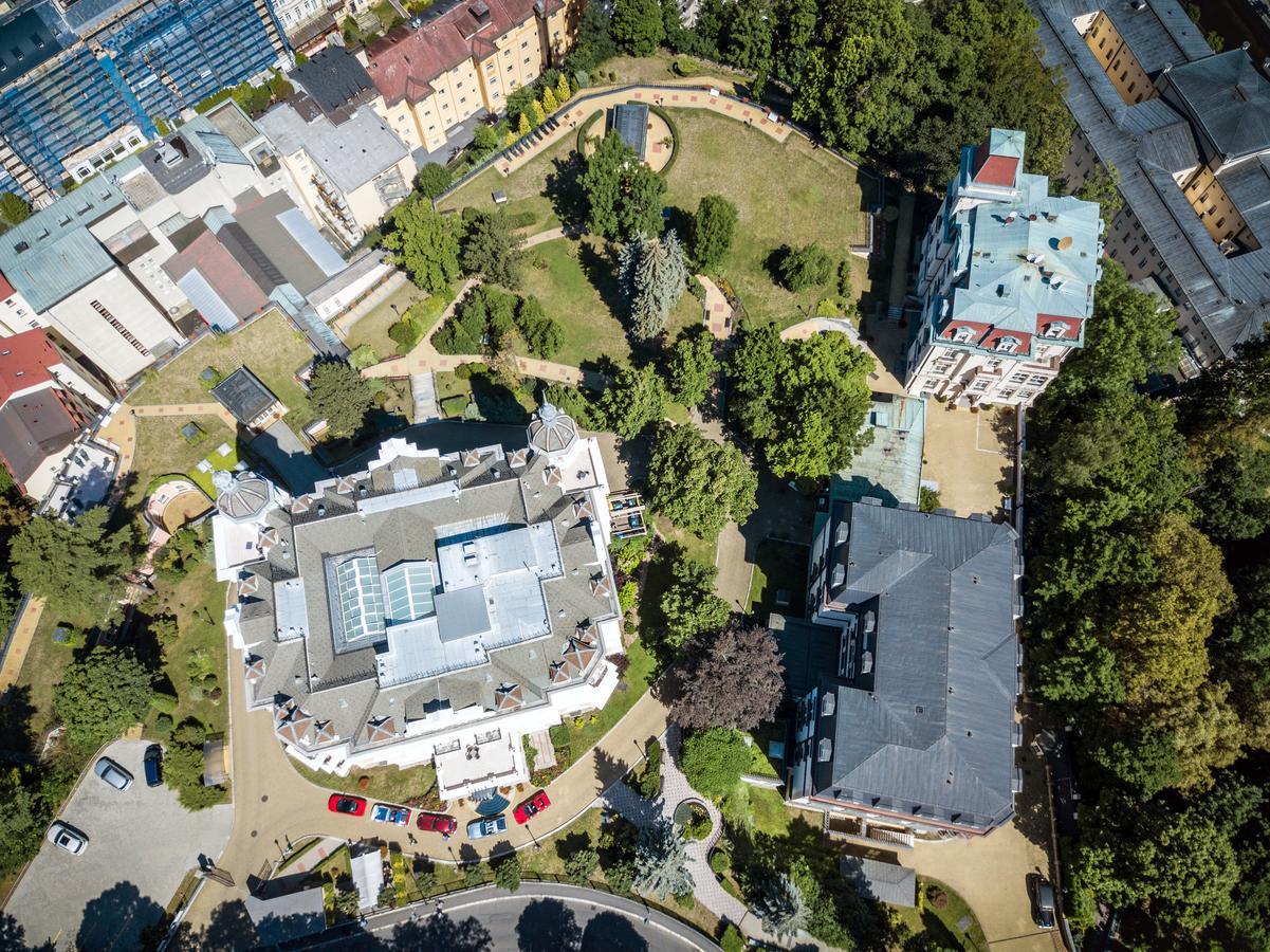 Bristol Kralovska Vila Karlovy Vary Extérieur photo