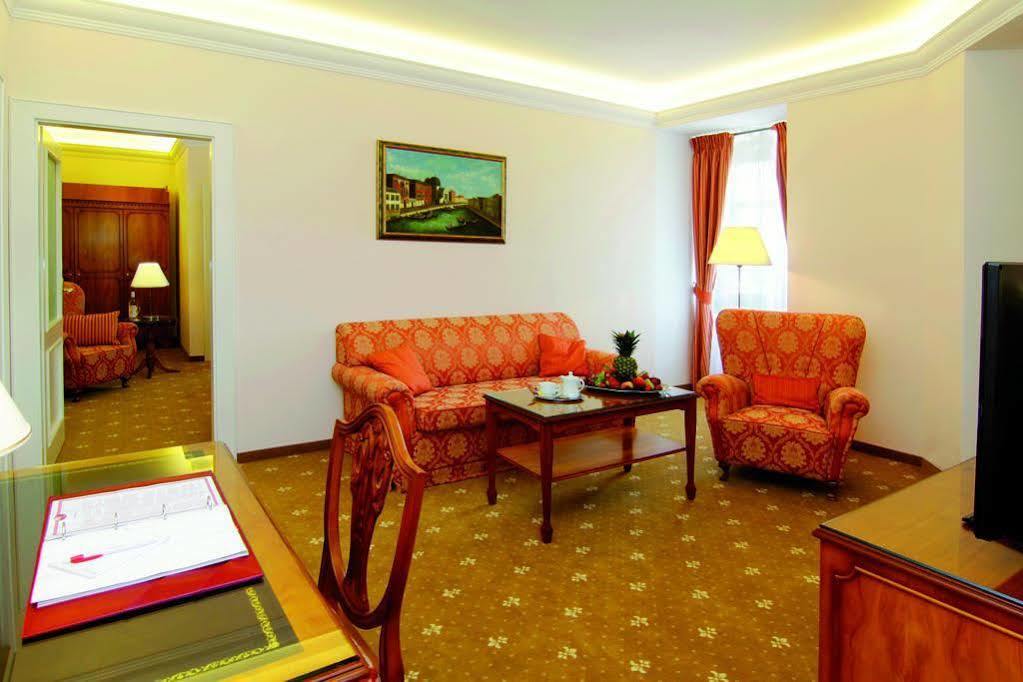 Bristol Kralovska Vila Karlovy Vary Extérieur photo